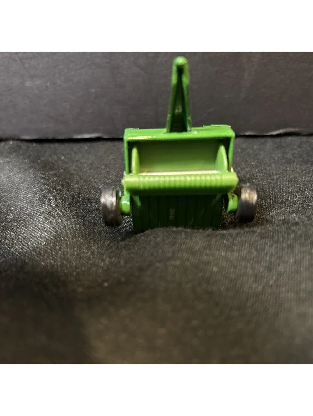 VTG ERTL  John Deere Round Baler #535 Die-cast  Green & Yellow Great Toy & Con.